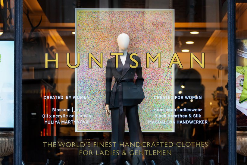 240625 Huntsman Ladieswear Display 02