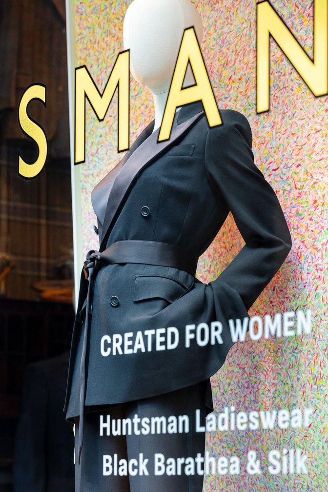 240625 Huntsman Ladieswear Display 05